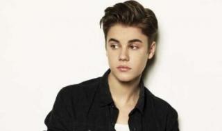 JustinBieber《aslongasyouloveme》的英文歌词 aslongasloveme